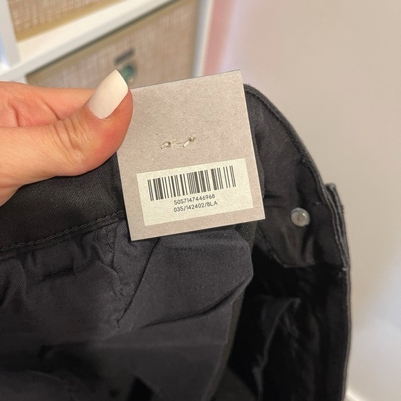 Yours Clothing Ava Black Washed Skinny Jean - US 22 - Picture 7 of 7